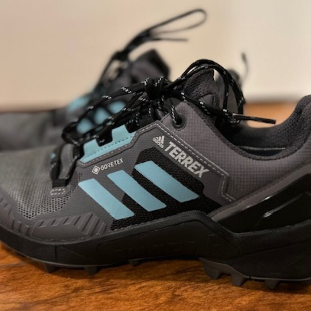 CLEAN Women's 8.5 ADIDAS TERREX CONTINENTAL Hiking Sneakers